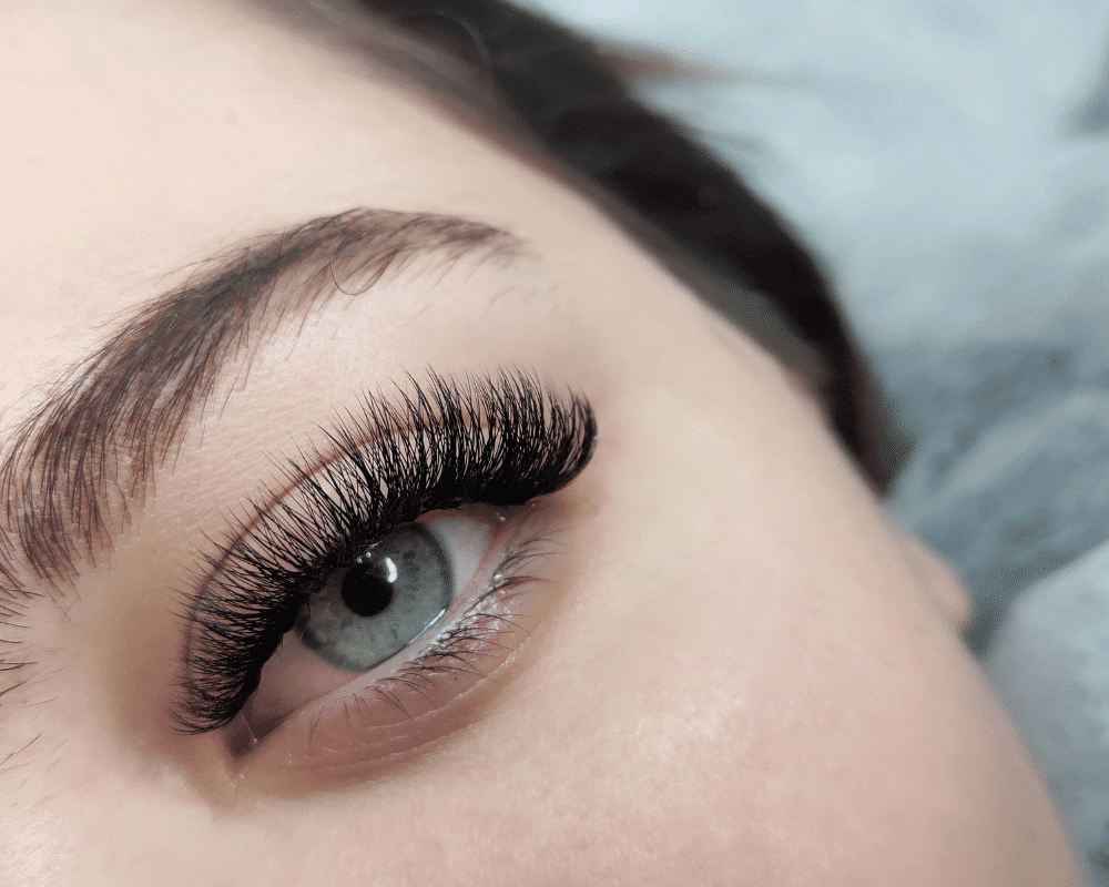 Guide-on-choosing-top-lash-extension-vendors-for-your-salon-or-spa-6