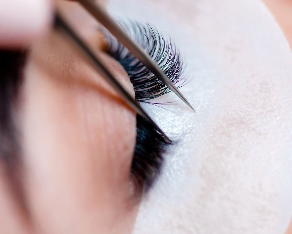 Guide-on-choosing-top-lash-extension-vendors-for-your-salon-or-spa-3