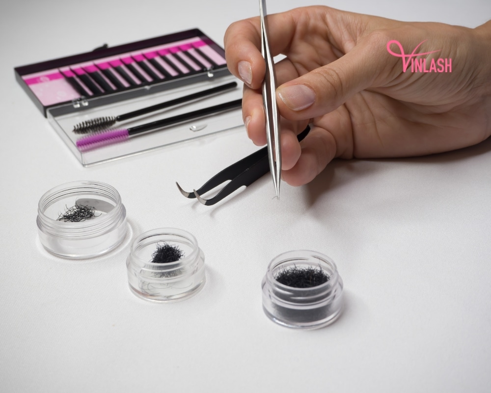 notes-when-buying-canada-lash-supplies-to-elevate-your-lash-business-2