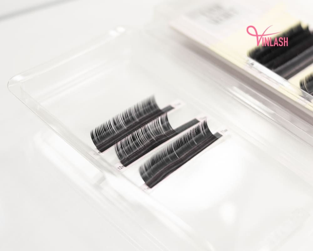 a-comprehensive-guide-to-discover-the-best-lash-supplies-for-your-lash-business-13