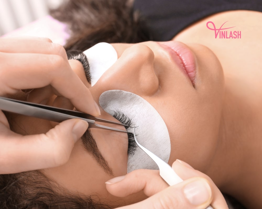 exploring-vin-lash-companys-versatile-range-of-eyelash-extension-products-5