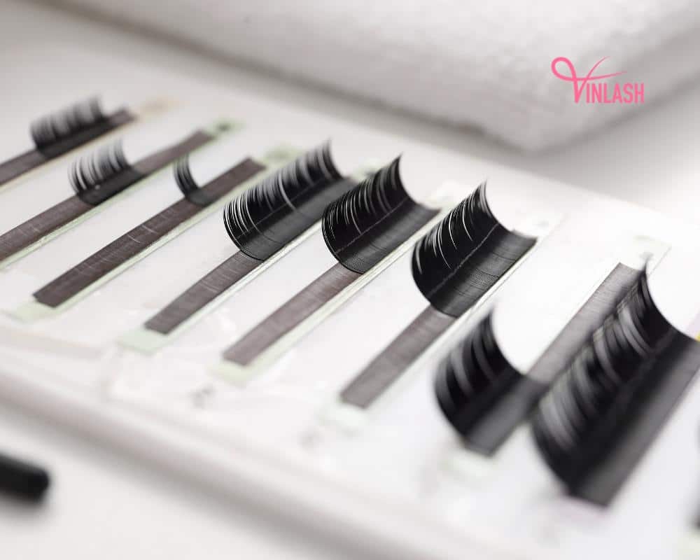 how-to-be-the-leading-no-1-eyelash-extension-kit-suppliers-5
