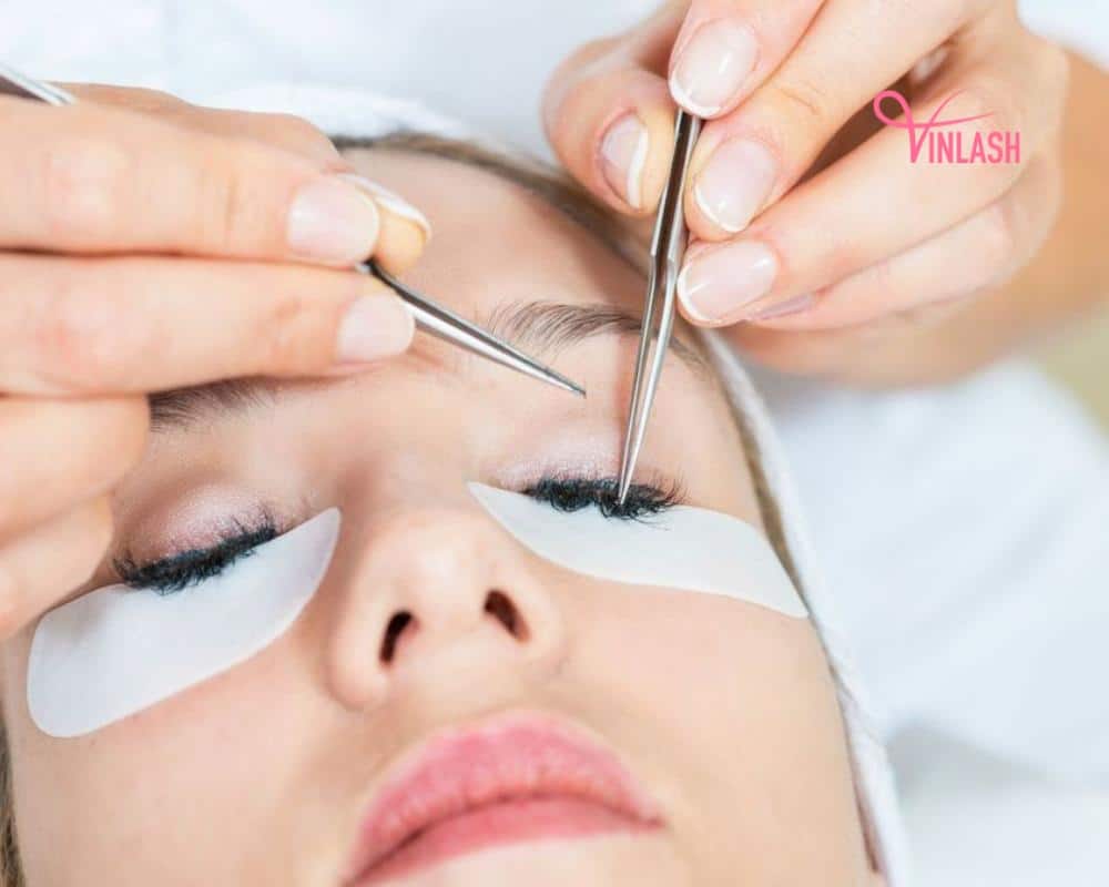 the-ultimate-guide-to-finding-reliable-korean-eyelash-extension-manufacturers-3