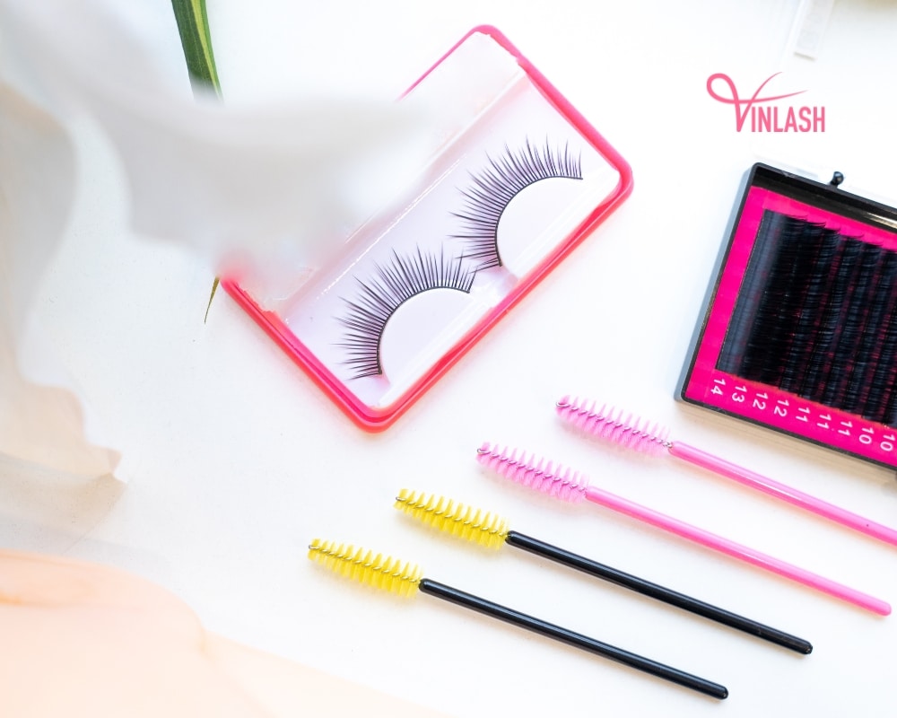 how-to-choose-good-eyelash-extension-kits-for-your-business-4