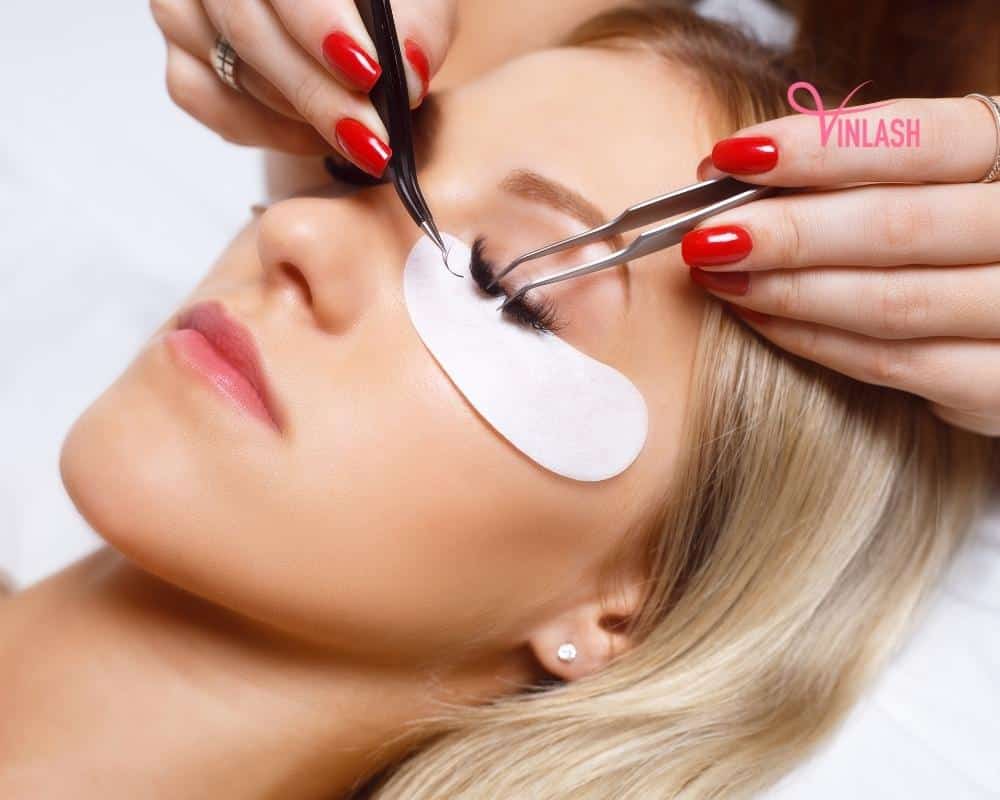 best-eyelash-extension-suppliers-and-guide-to-effective-partnership-4