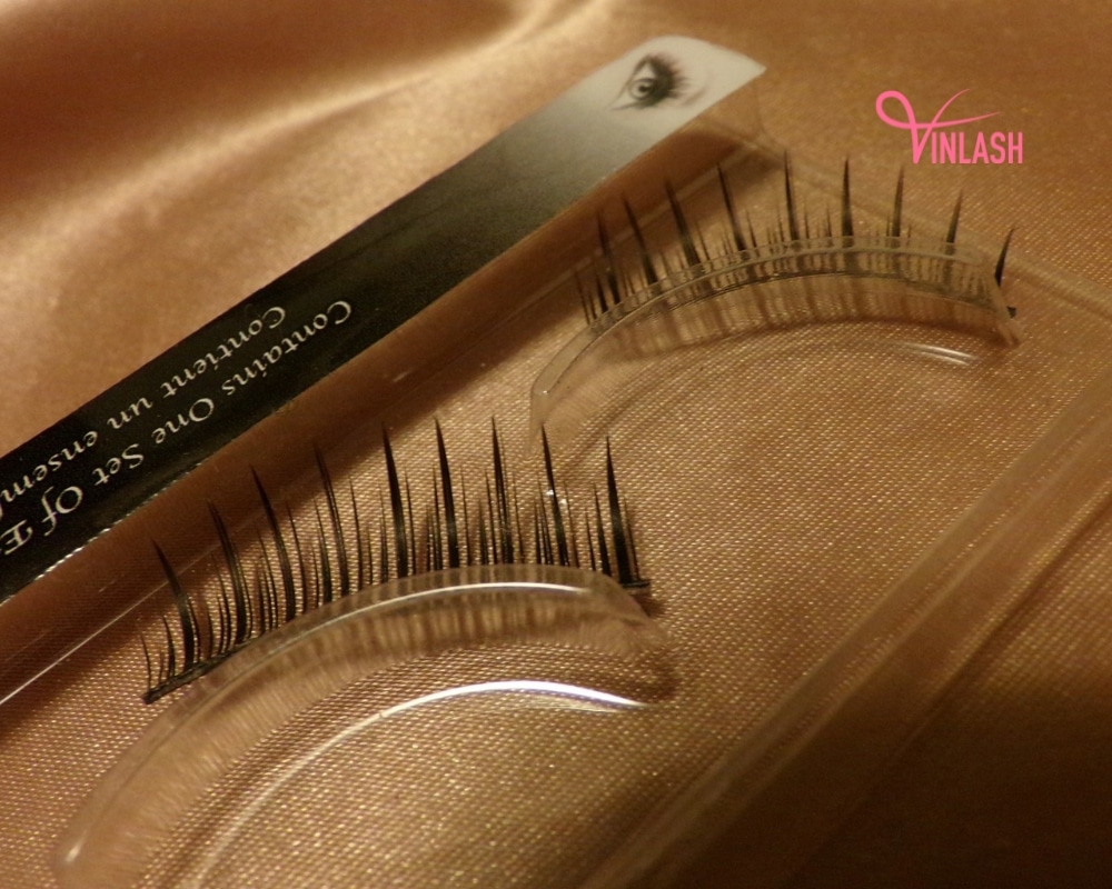 elevate-your-beauty-business-with-premium-lash-and-brow-supplies-16
