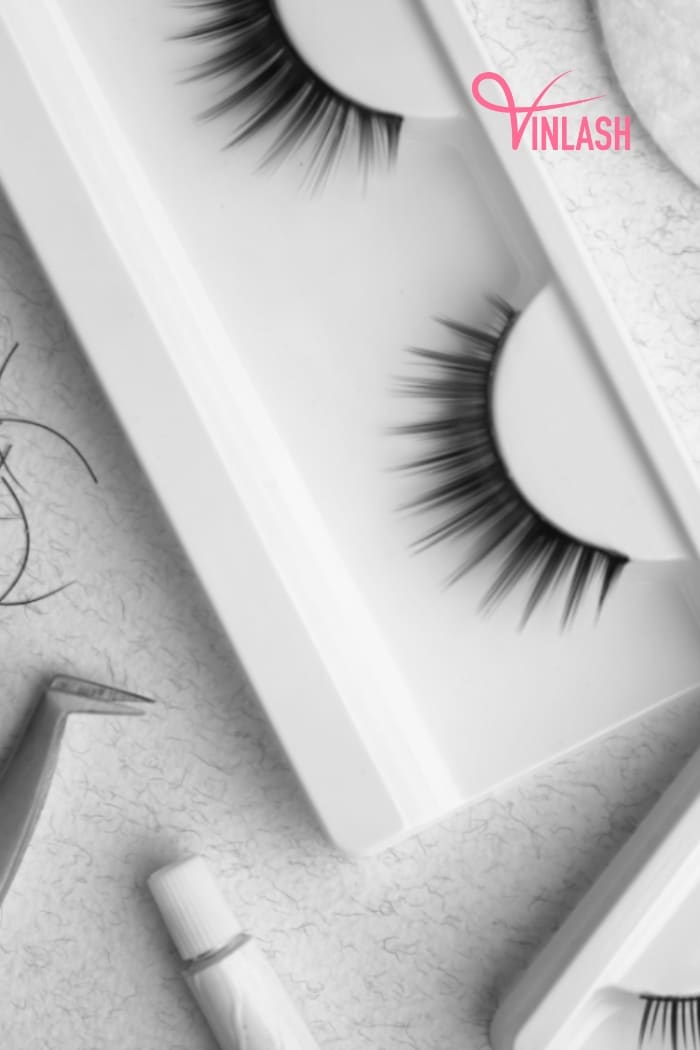 guide-to-finding-reliable-false-eyelash-suppliers-for-your-business-14
