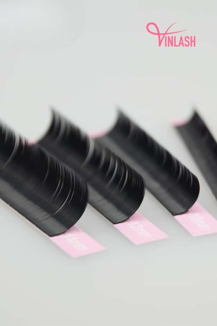 glue-tape-for-lash-extension-trays-a-comprehensive-guide-2